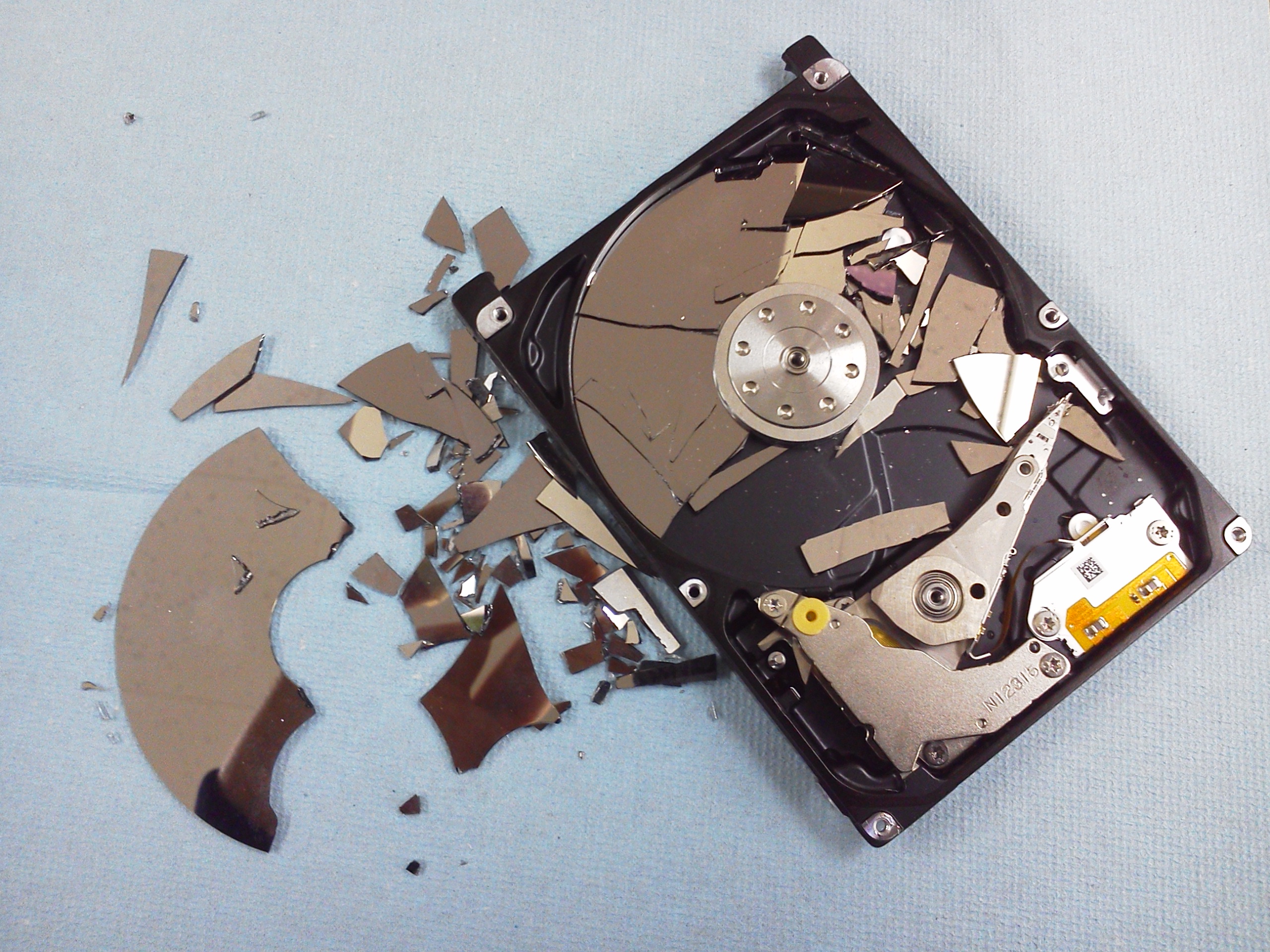 ハードディスクの破壊