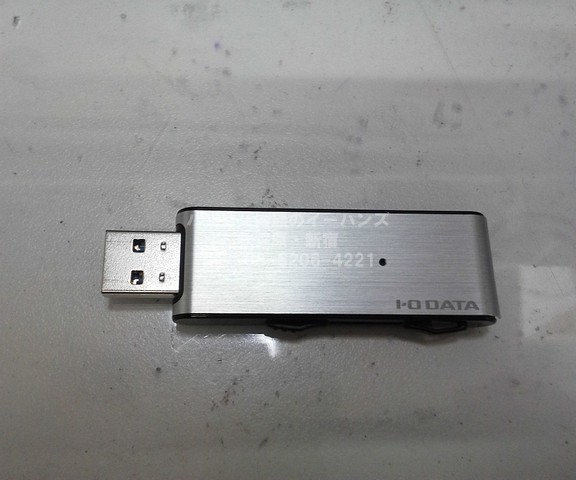 IO DATA USBメモリ
